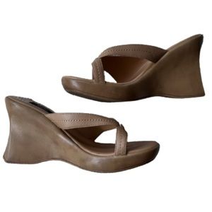 ⭐️ 3 for $8 Vintage Mossimo Leather Wedges